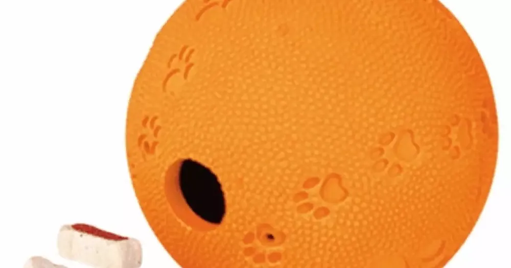 Labyrint-Snacky míč na pamlsky tvrdá guma 7cm TRIXIE Omezená Nabídka