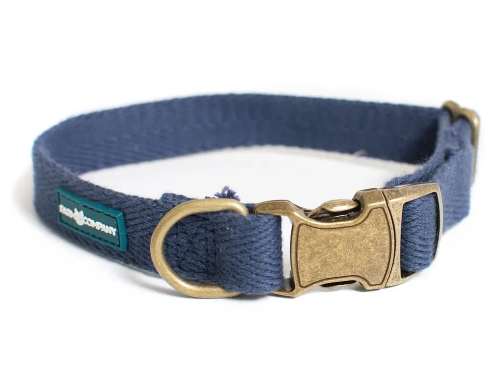 Zlevněný Farm Company ekologicky šetrný obojek pro psy ze sojových vláken 2cm/33-50cm námořnická modrá