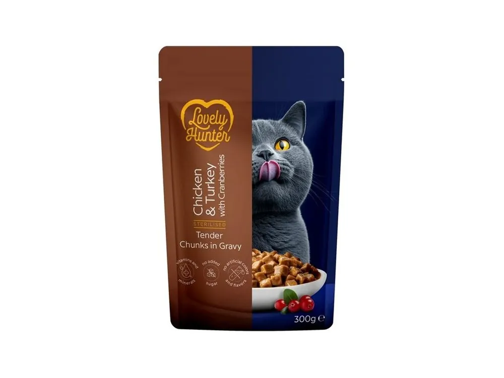 Lovely Hunter Cat kaps. Sterilised Chicken/Turkey 300 g Časově Omezené