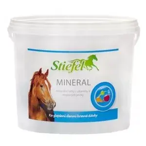 Stiefel Minerál směs 3kg (Stiefel Minerál, minerální směs pro koně s vyváženým poměrem minerálů a stopových prvků, kyblík 3 kg) Akční Nabídka
